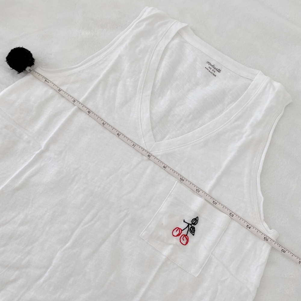 NWT Madewell Cherry Embroidered Pocket Tank - Picture 9 of 12